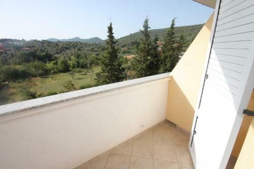Apartment Zdrelac 8285a