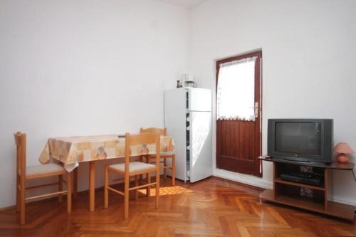 Apartment Zdrelac 8046b