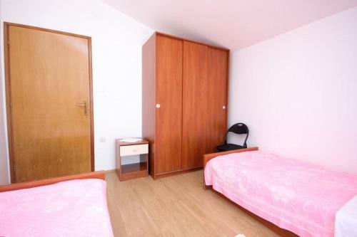 Apartments By The Sea Zdrelac (Pasman) - 8298