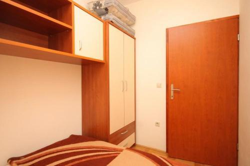 Apartment Banj 8242a