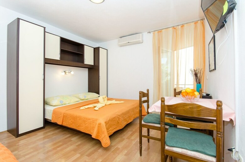 Apartments Joze