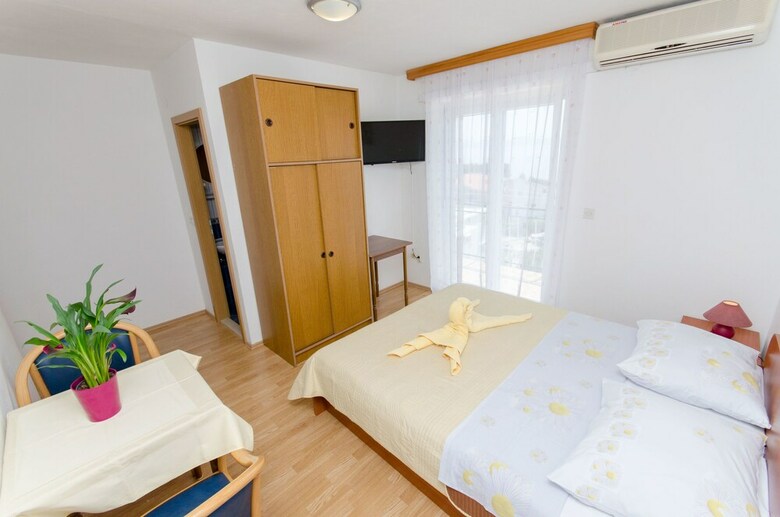 Apartments Joze