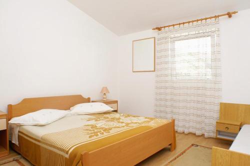 Apartments With A Parking Space Metajna (pag) - 4116