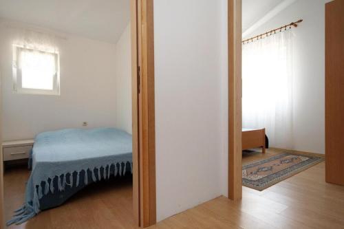 Apartments With A Parking Space Metajna (pag) - 4116