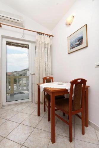Apartments With A Parking Space Metajna (pag) - 4116
