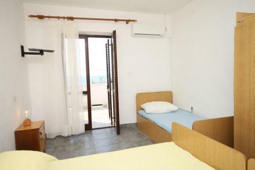 Apartment Metajna 6466f