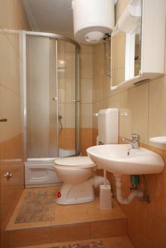Apartment Metajna 6466c