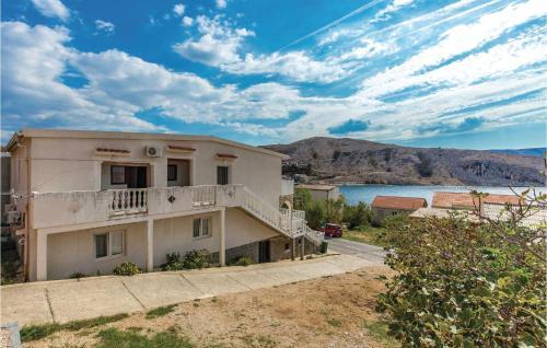 Apartment Metajna IV