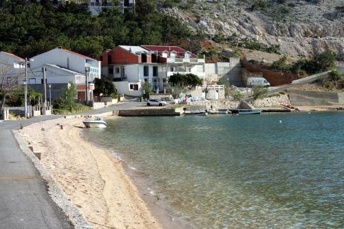 Apartment Metajna 4115a