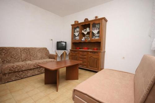 Apartment Metajna 6395b