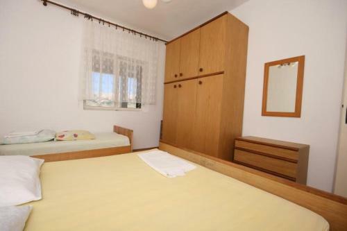 Apartment Metajna 6395b