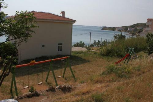 Apartment Metajna 6522e