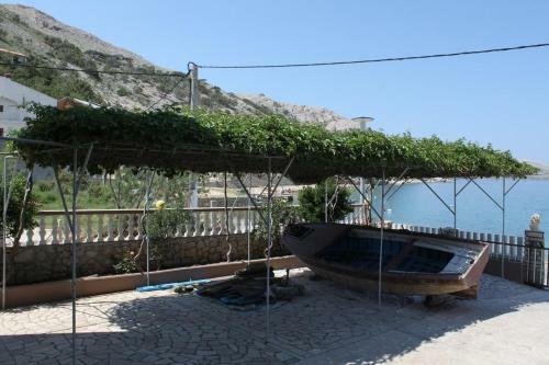 Apartment Metajna 6497c
