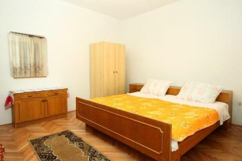 Apartment Zubovici 4082a