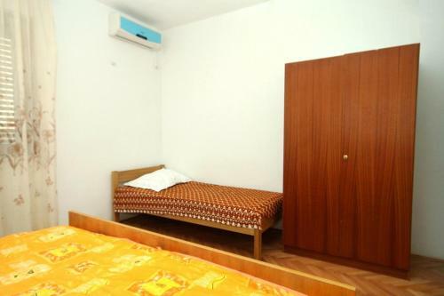 Apartment Zubovici 4082a