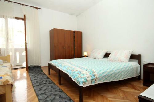 Apartment Zubovici 4082a