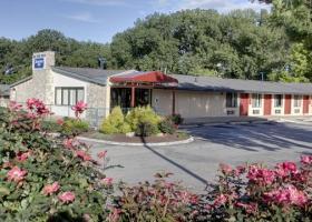 Hotel Rodeway Inn Saint Charles