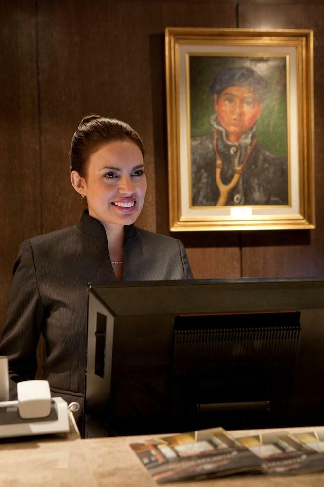 Alvear Art Hotel