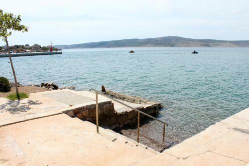 Hostal Double Room Starigrad 6588c