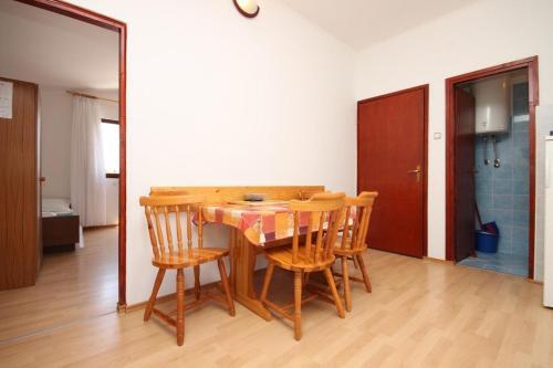 Apartment Starigrad 6431b