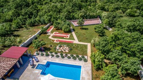 Stokovci Villa Sleeps 10 Pool Air Con Wifi