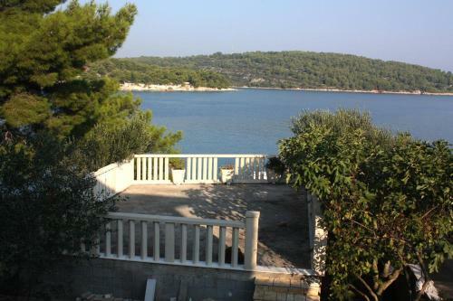 Apartments By The Sea Necujam (solta) - 5162