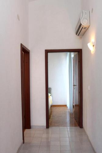 Apartments By The Sea Necujam (solta) - 5162