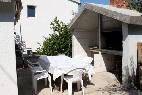 Apartments By The Sea Necujam (solta) - 5162