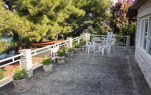 Apartments By The Sea Necujam (solta) - 5186