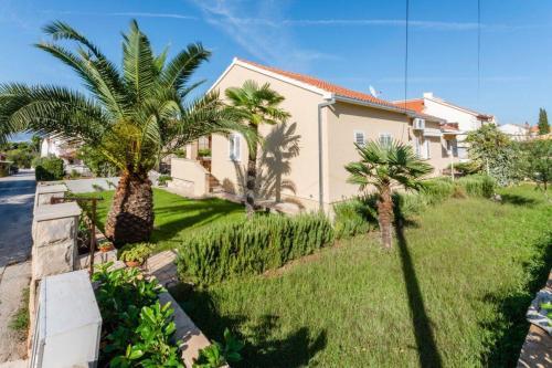 Apartment Supetar 16294b