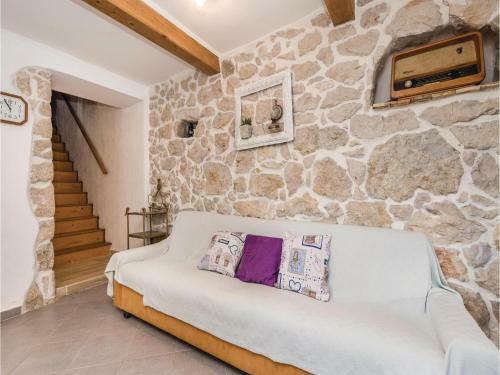 Three-bedroom Holiday Home In Supetarska Draga