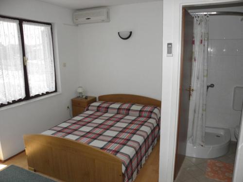 Apartments Kuce