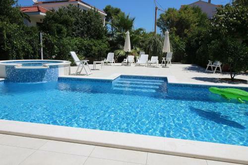 Apartment Sutivan 15502b
