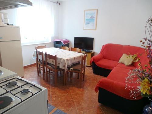 Apartment In Sveti Juraj 17156