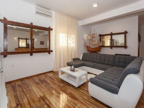 Spacious Villa In Sveti Petar Na Moru With Pool