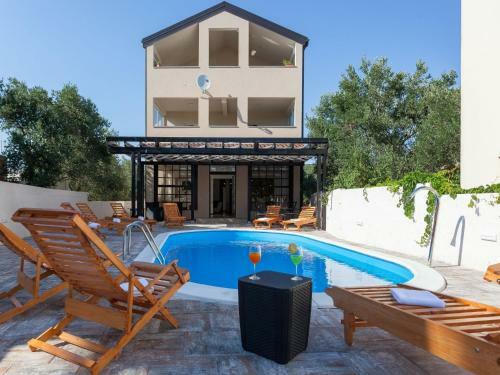 Spacious Villa In Sveti Petar Na Moru With Pool