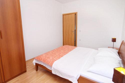 Apartment Tkon 6215b