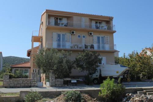 Apartment Tkon 8377b