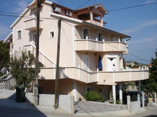 Apartamentos Vila Rosa