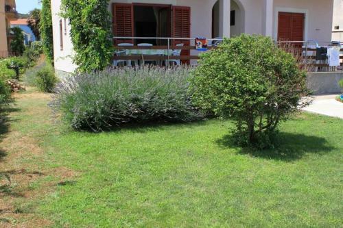 Apartments By The Sea Kraj (pasman) - 8247