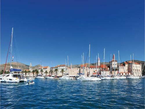 Apartment Mastrinka With Sea View IV