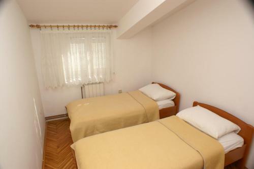 Apartments By The Sea Seget Donji (trogir) - 2041