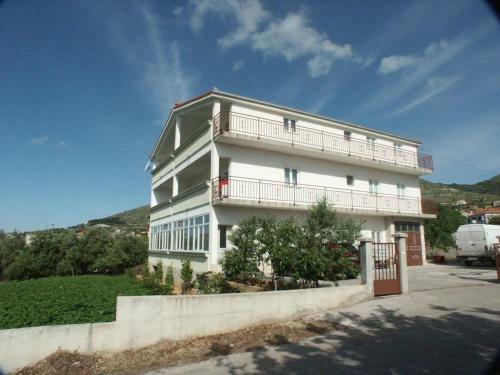 Apartments By The Sea Seget Donji (trogir) - 2041