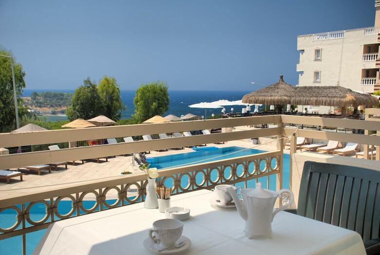 Apartamentos Hotel Carina