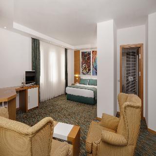 Hotel Adakule