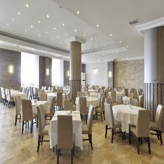 Hotel Adakule