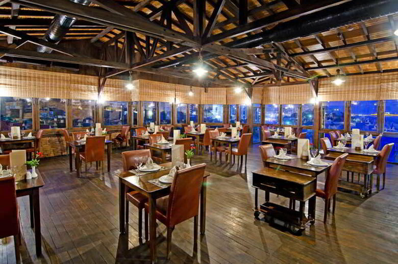 Korumar Deluxe Hotel