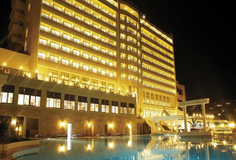 Korumar Deluxe Hotel