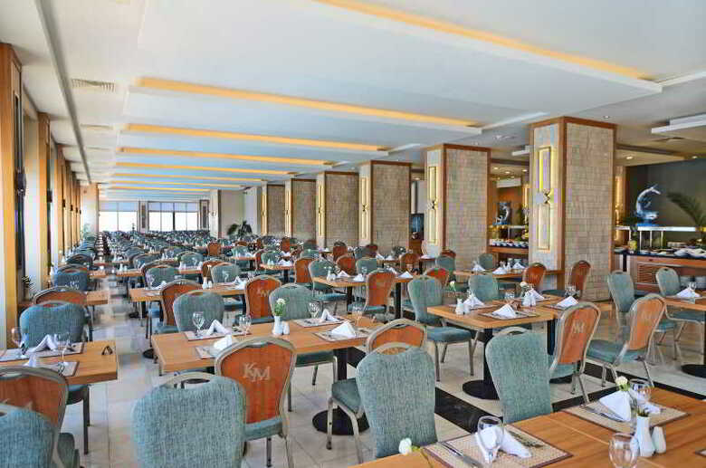 Korumar Deluxe Hotel