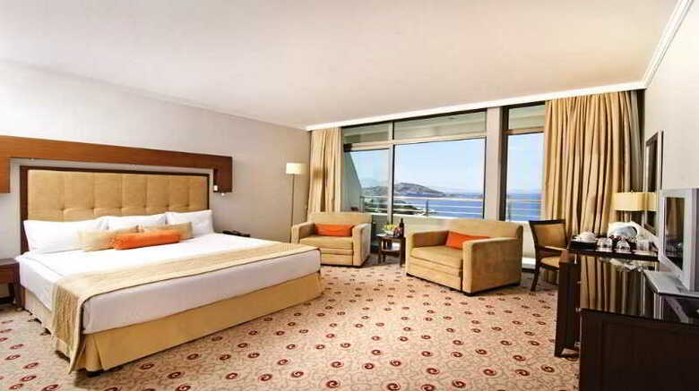 Korumar Deluxe Hotel